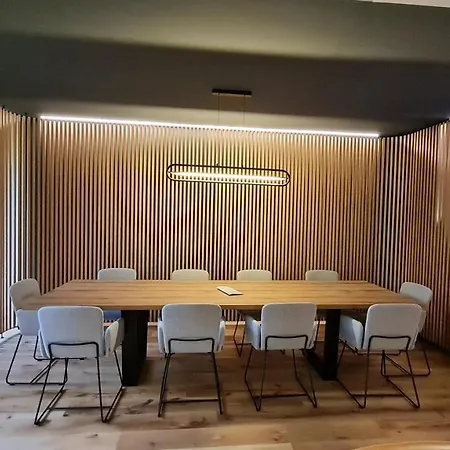 Vz Bedrichov מלון 3*