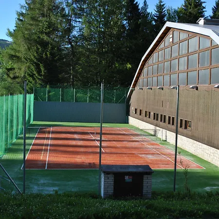 Vz Bedrichov מלון 3*