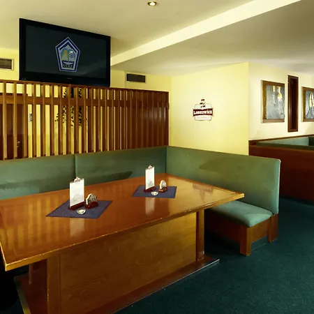 Hotel Vz Bedrichov 3*